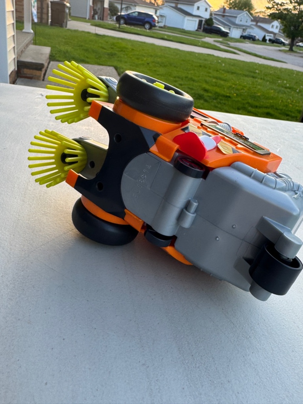 Grossery Gang Trash Pack Street Sweeper. Pre-owned - Picture 6 of 10